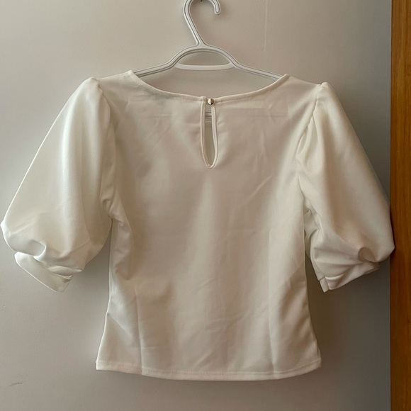 NWOT Haute Monde puff sleeve blouse - Picture 2 of 2